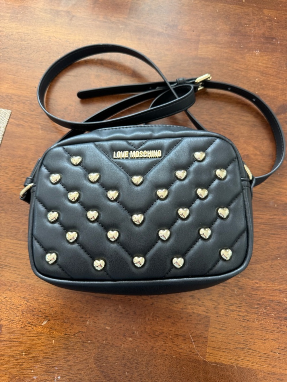 Love Moschino small bag. Crossbody
